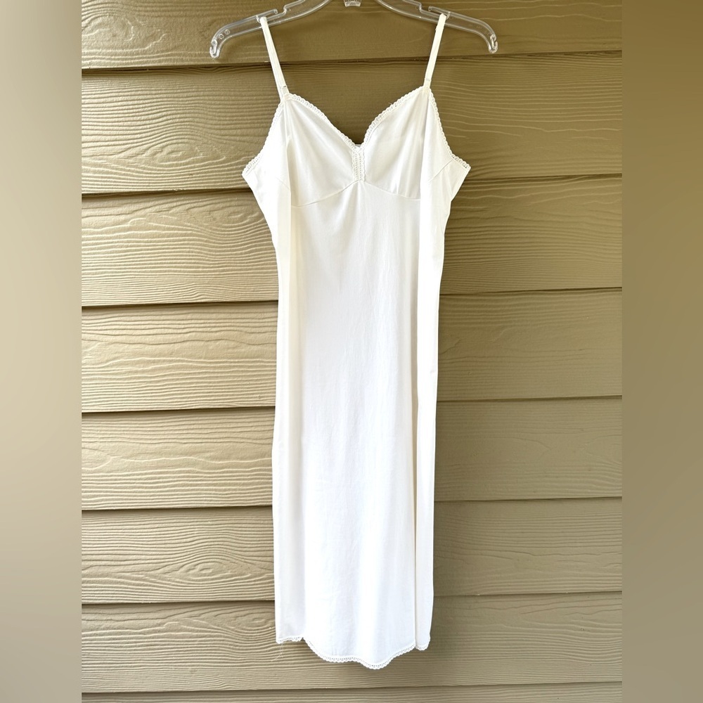 Vintage Vanity Fair Full Slip Off White Nylon Lace Made in USA Size 34 L - Picture 2 of 8